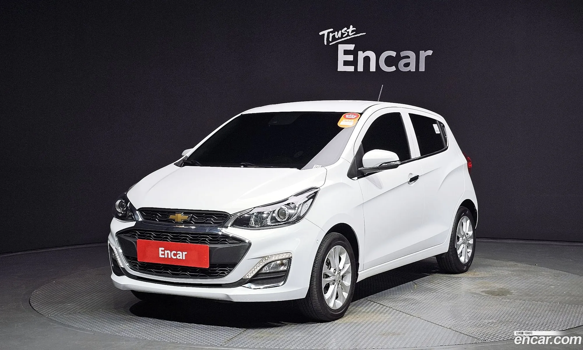 Chevrolet Spark Iii M300 Premier 2022 - фотография 19479097