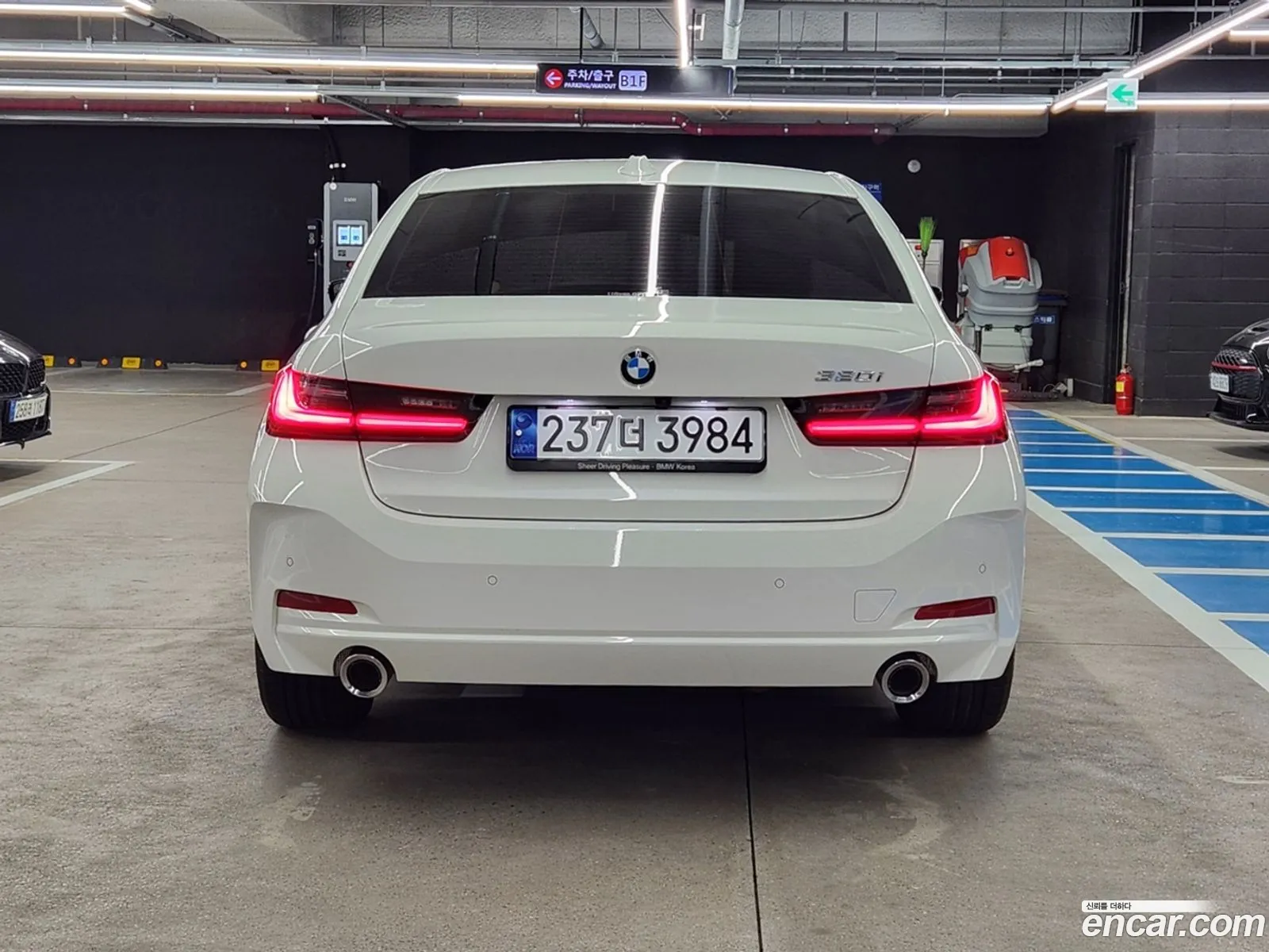 BMW 3Er 320I 2023 - фотография 15037885