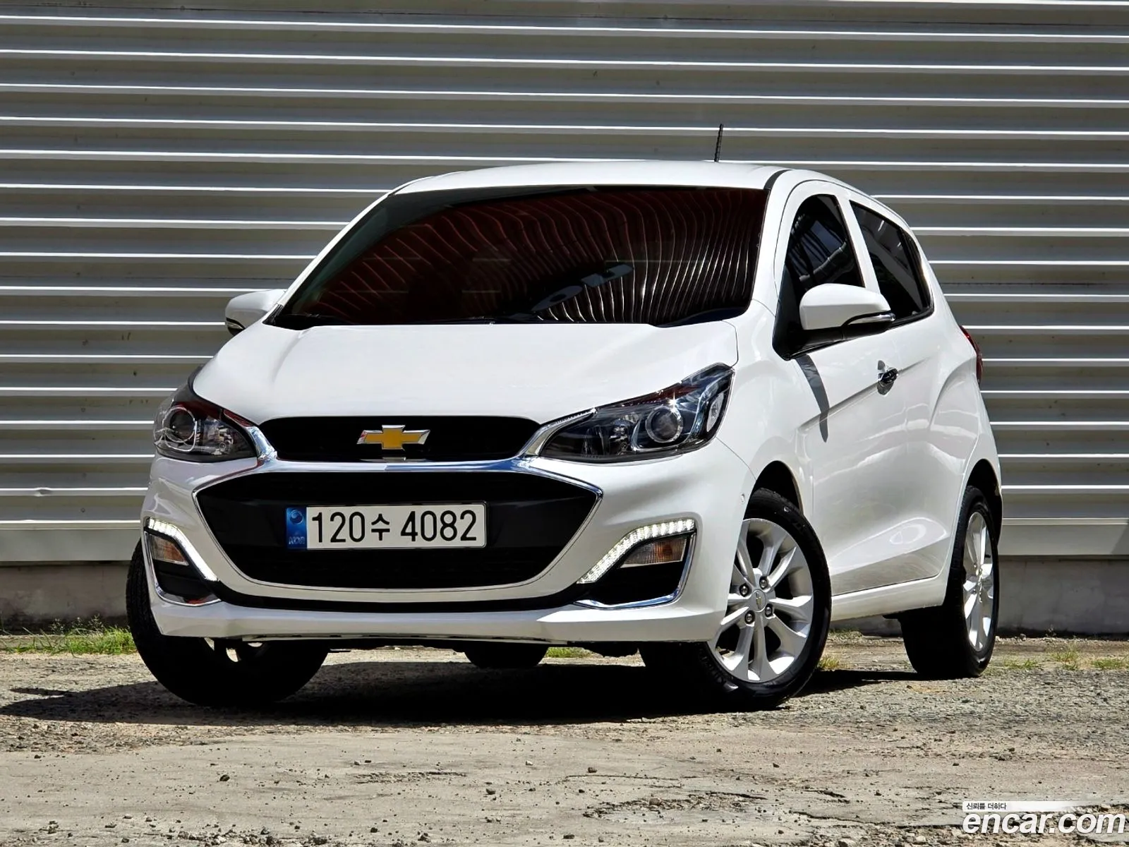 Chevrolet Spark Iii M300 Premier 2022 - фотография 19479085