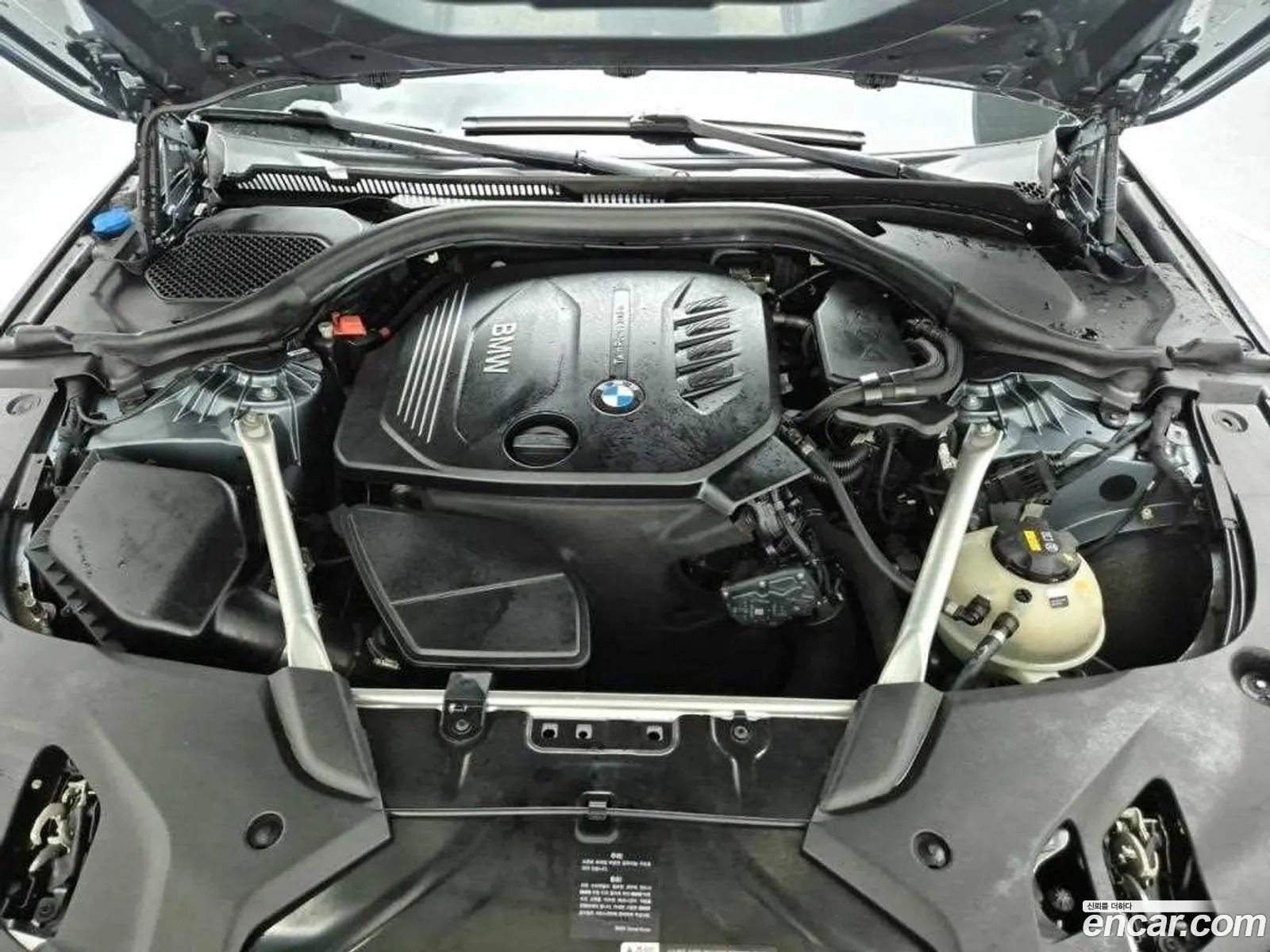 BMW 5 Series G30 520D M Sports Plus - фотография 15051021