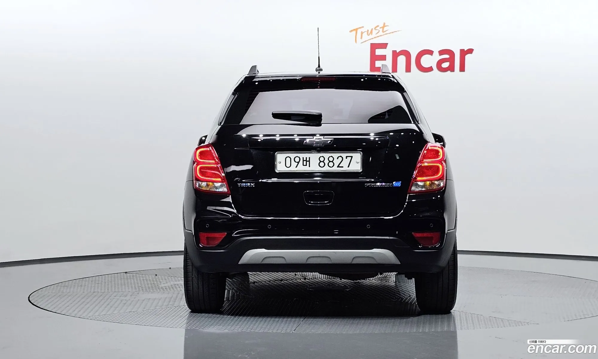 Chevrolet Trax I 16 Diesel Perfect Black 2019 - фотография 19000914