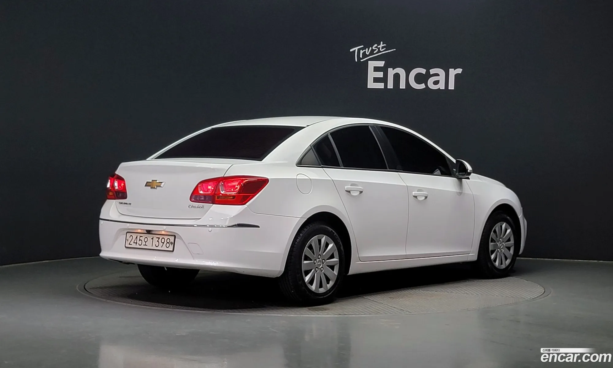 Chevrolet Cruze Ii 18Ls 2016 - фотография 19000924