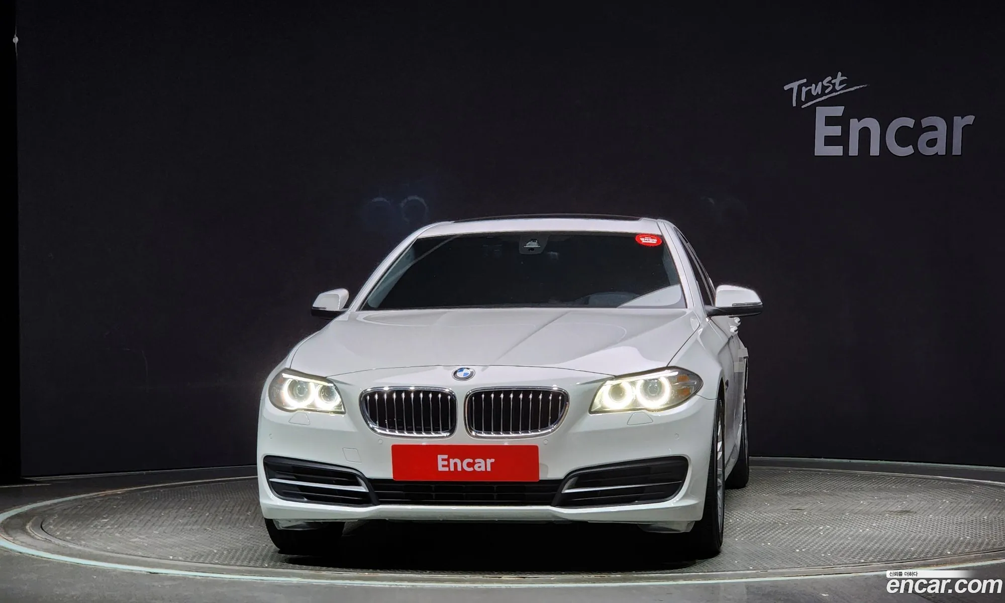 BMW 5Er Vi F10F11F07 520D 2015 - фотография 14765714