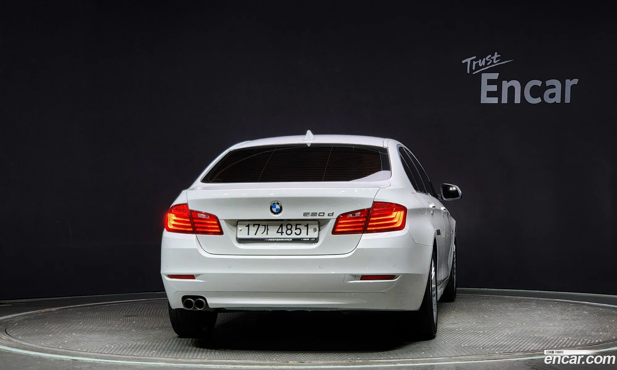 BMW 5Er Vi F10F11F07 520D 2015 - фотография 14765715