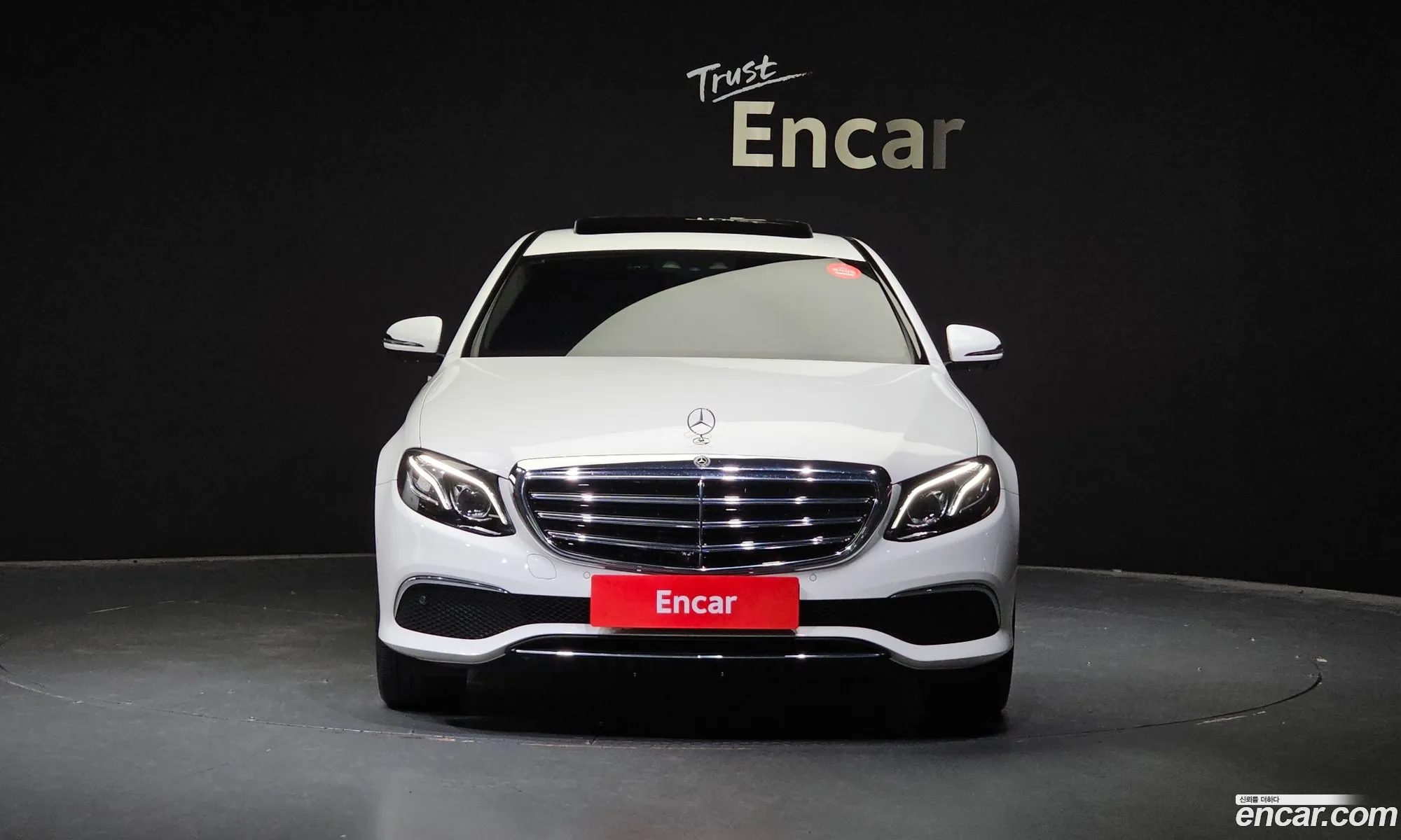 Mercedes-Benz E-Klasse V W213 S213 C238 E300 Exclusive 2018 - фотография 17944795