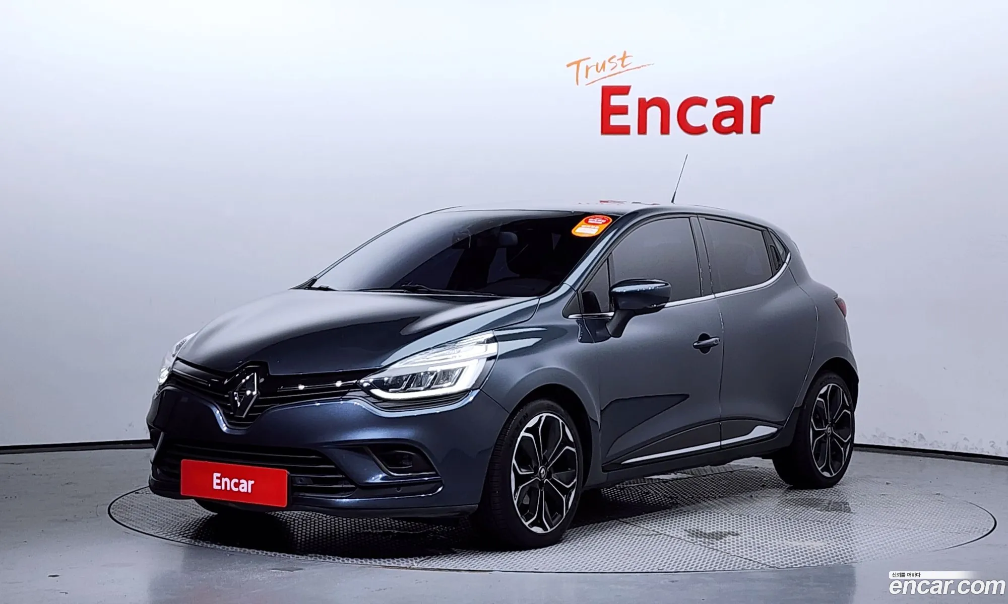 Renault Samsung Clio Intense 2018 - фотография 1288708
