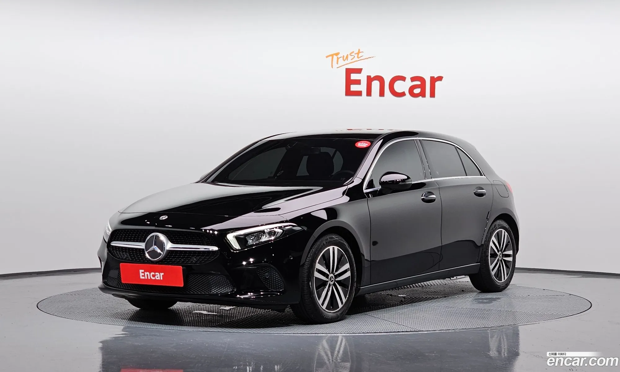 Mercedes-Benz A-Klasse Iv W177 A220 Hatchback 2021 - фотография 18033429