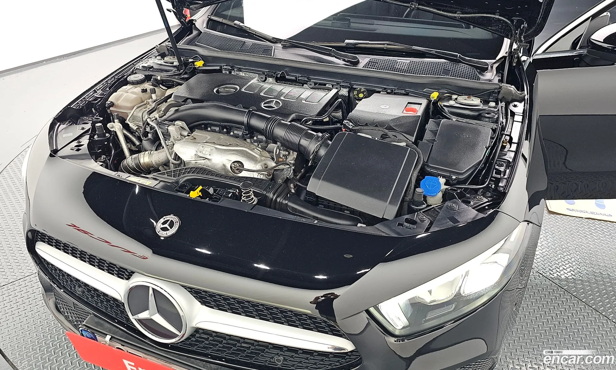 Mercedes-Benz A-Klasse Iv W177 A220 Hatchback 2021 - фотография 18033434