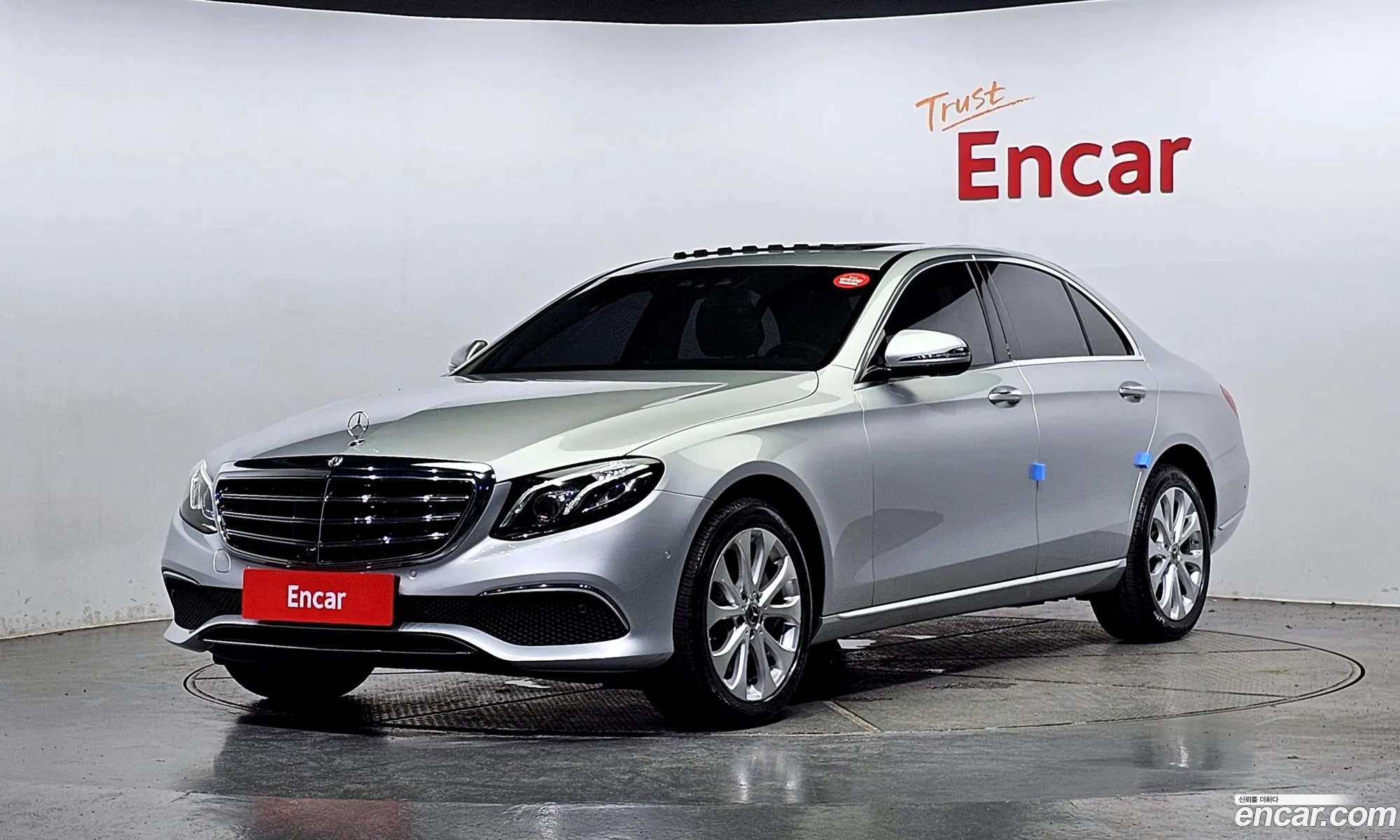 Mercedes-Benz E-Klasse V W213 S213 C238 E300 4Matic Exclusive 2020 - фотография 17998745