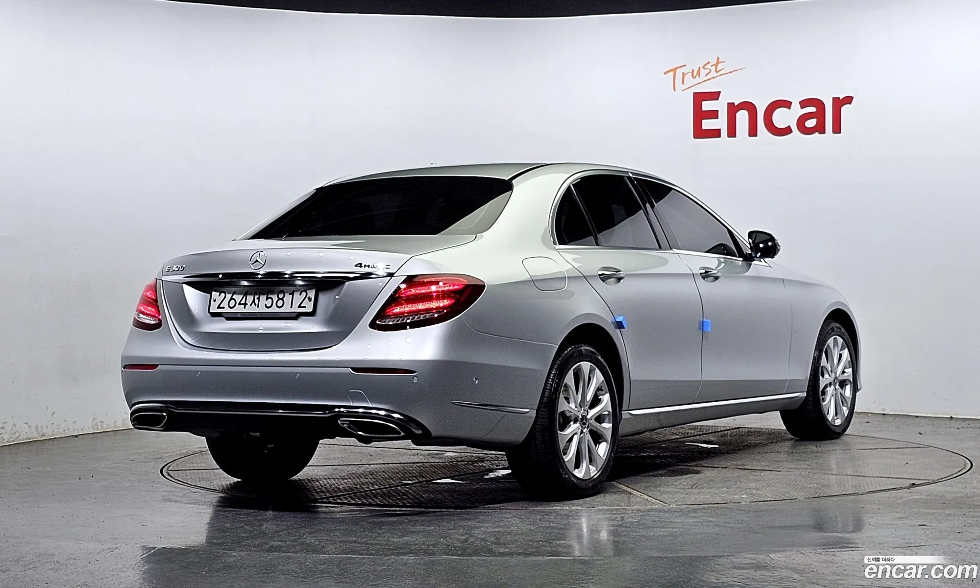 Mercedes-Benz E-Klasse V W213 S213 C238 E300 4Matic Exclusive 2020 - фотография 17998746