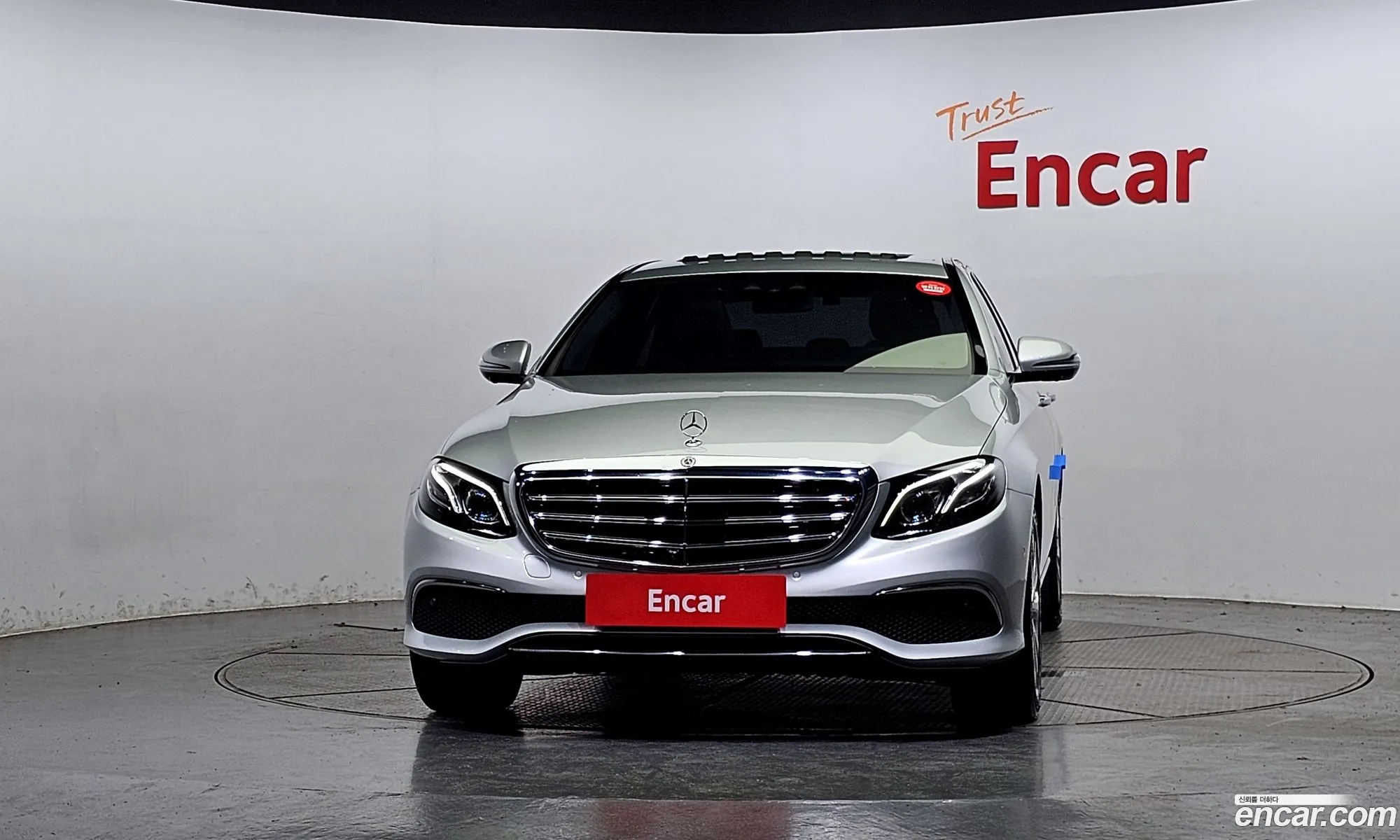 Mercedes-Benz E-Klasse V W213 S213 C238 E300 4Matic Exclusive 2020 - фотография 17998747