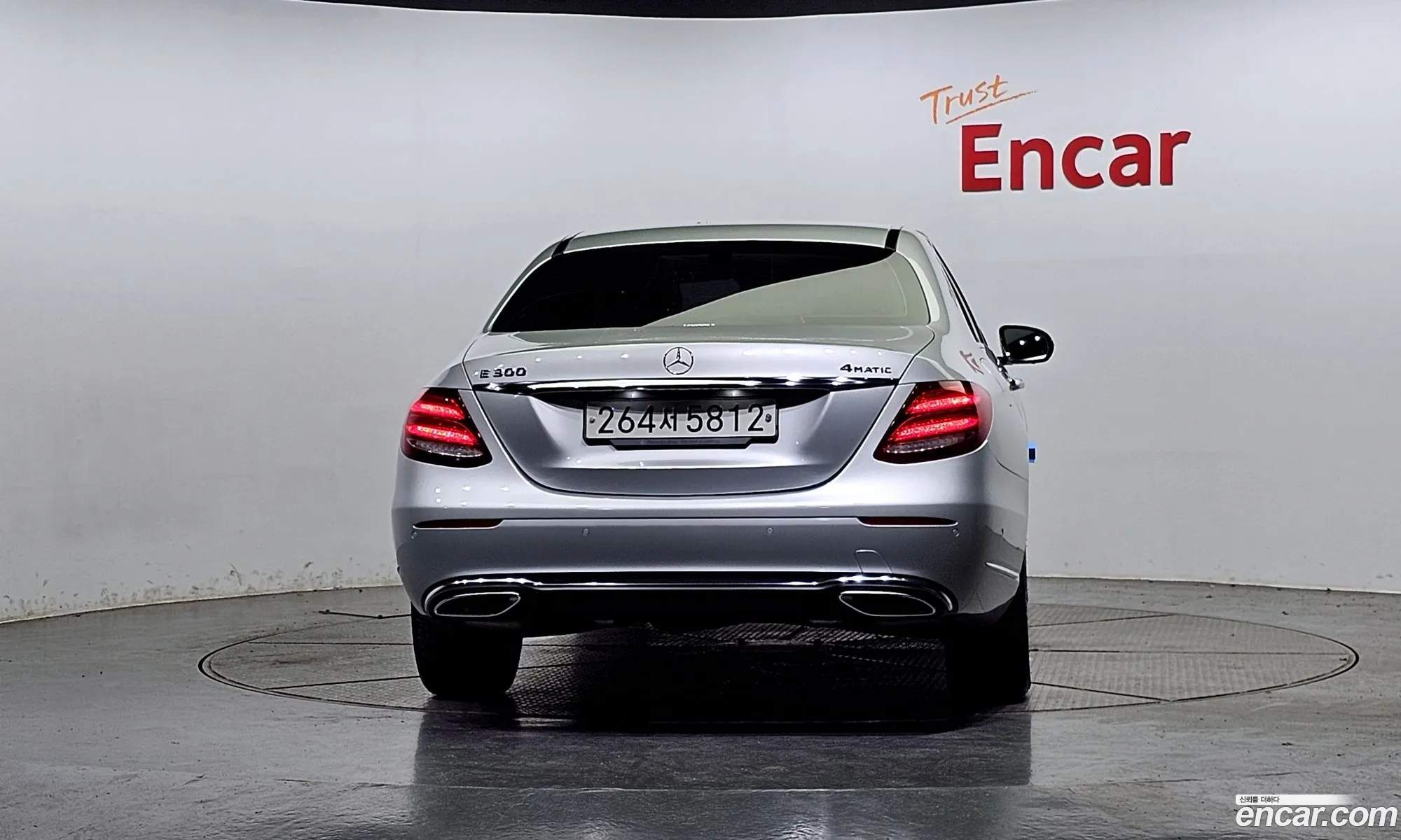 Mercedes-Benz E-Klasse V W213 S213 C238 E300 4Matic Exclusive 2020 - фотография 17998748