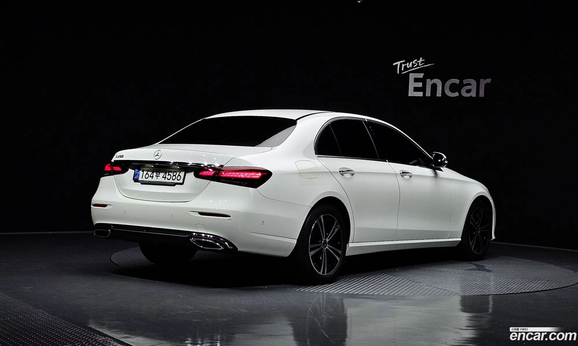Mercedes-Benz E-Klasse V W213 S213 C238 E250 Avantgarde 2022 - фотография 18122194