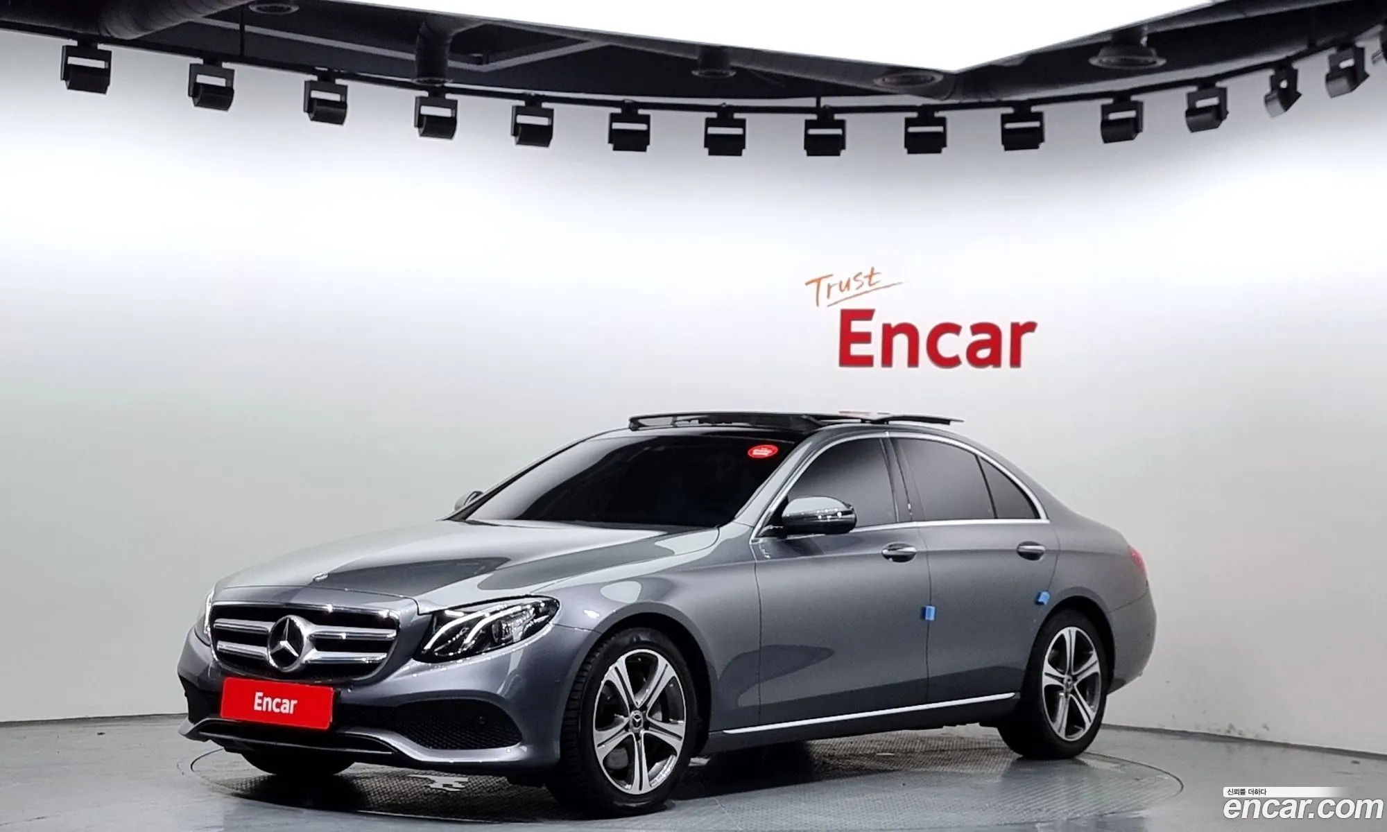Mercedes-Benz E-Klasse V W213 S213 C238 E300 Avantgarde 2019 - фотография 18123923