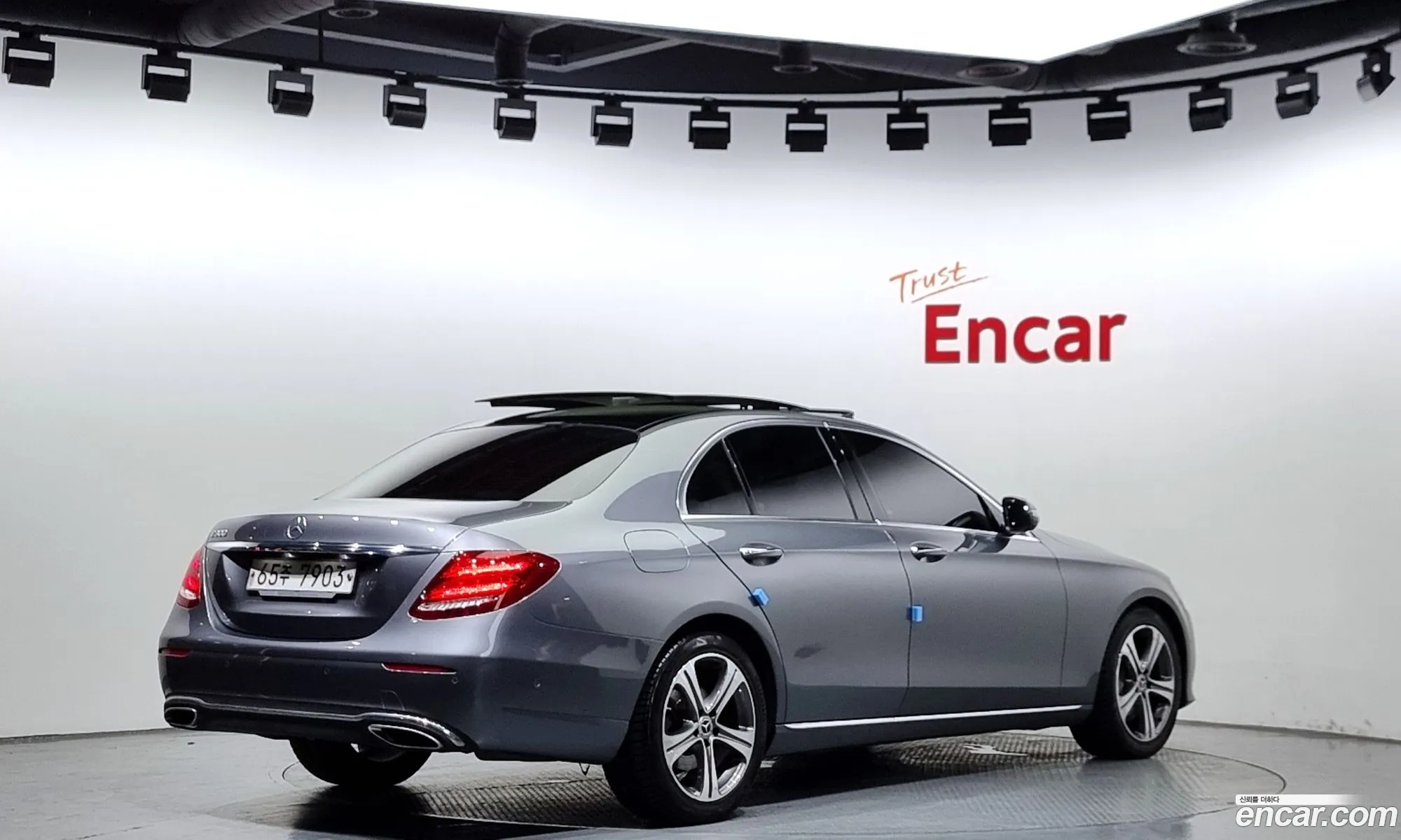 Mercedes-Benz E-Klasse V W213 S213 C238 E300 Avantgarde 2019 - фотография 18123924