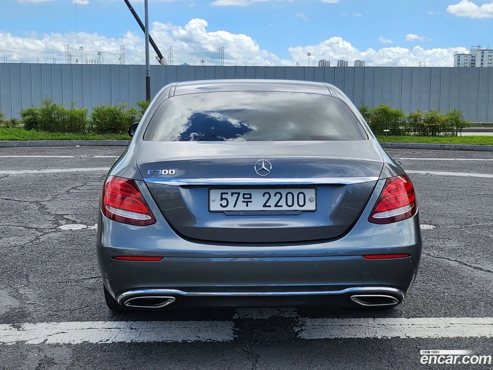Mercedes E-Class W213 E300 Avantgarde - фотография 18119327