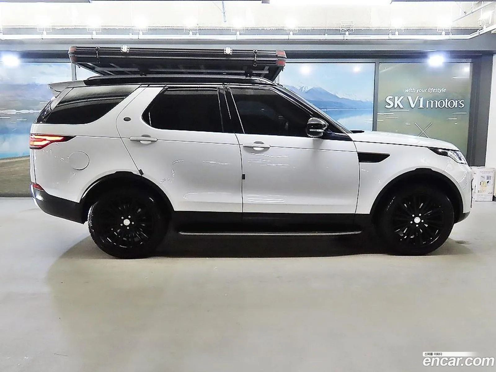 Land Rover Discovery 5 30 Td6 Hse Luxury - фотография 7819981