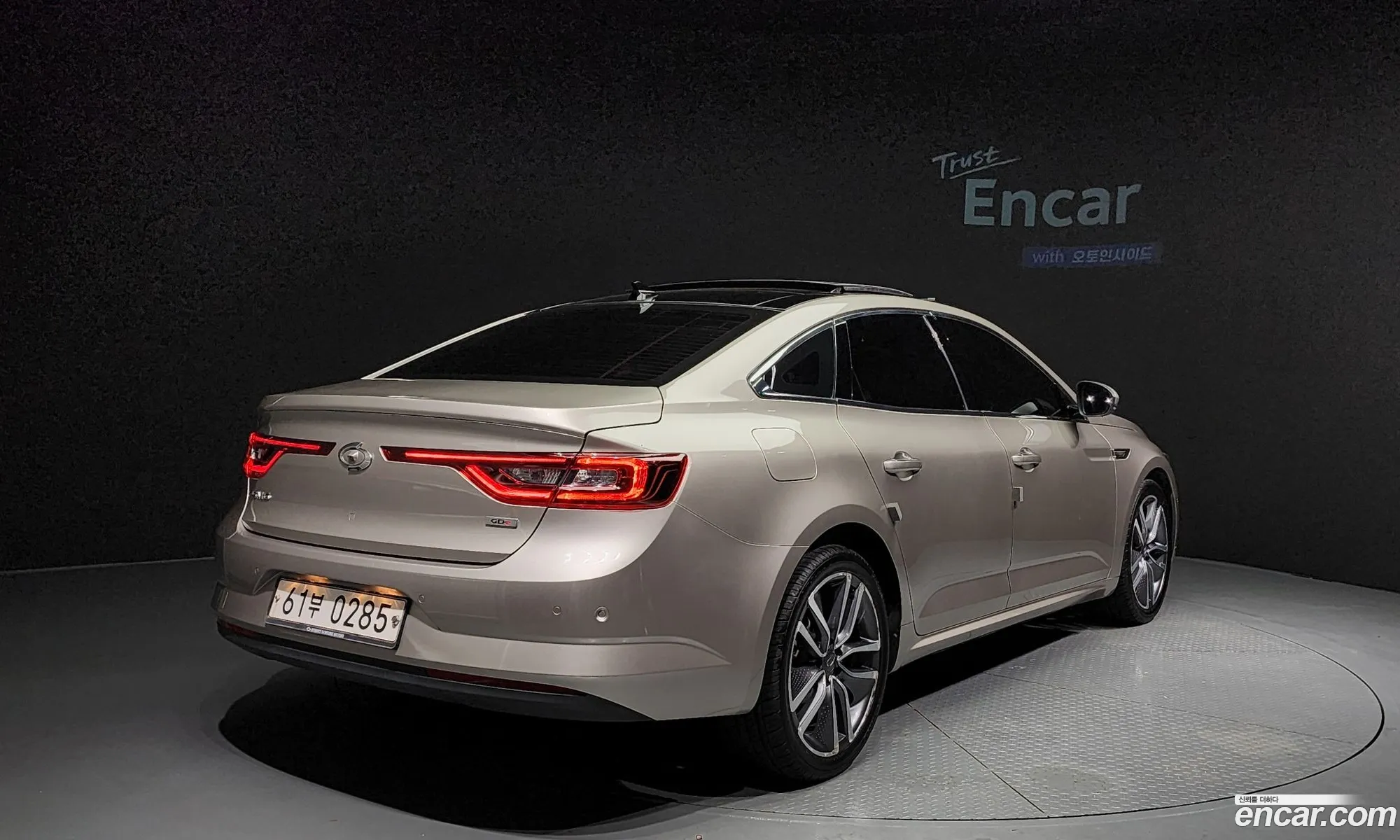 Renault Samsung Sm6 20Gdere 2016 - фотография 1272874