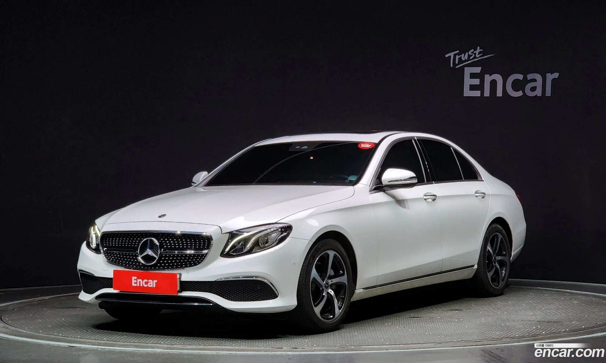 Mercedes-Benz E-Klasse V W213 S213 C238 E250 Avantgarde 2020 - фотография 18122114