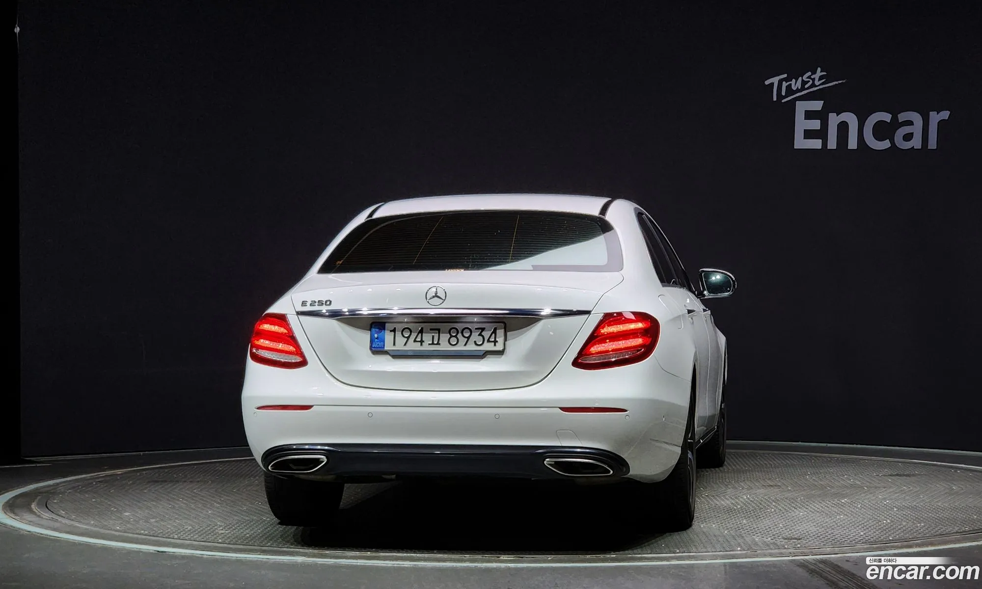 Mercedes-Benz E-Klasse V W213 S213 C238 E250 Avantgarde 2020 - фотография 18122117