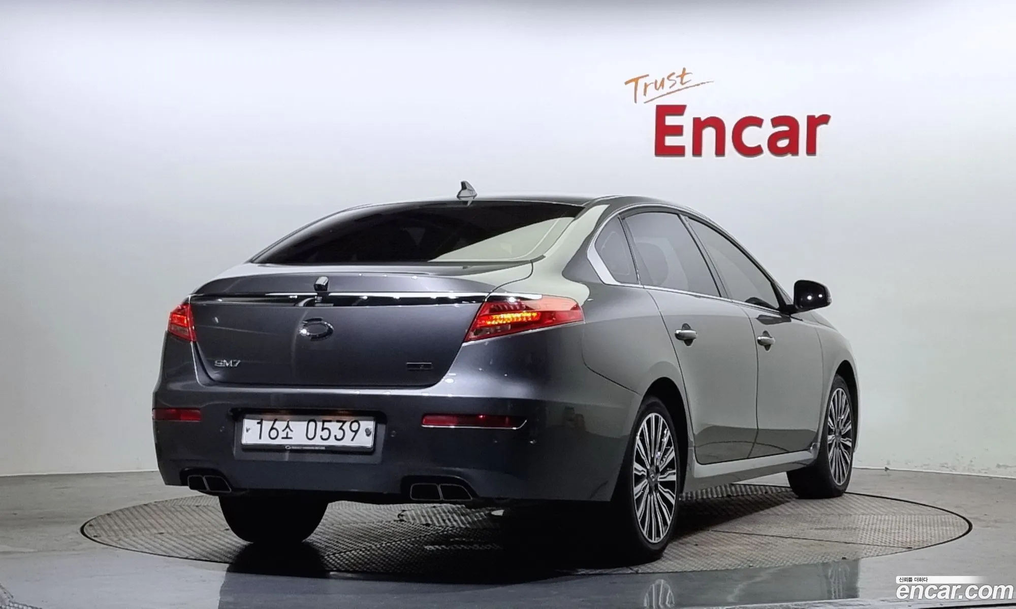 Renault Samsung Sm7 Re 2016 - фотография 1580348