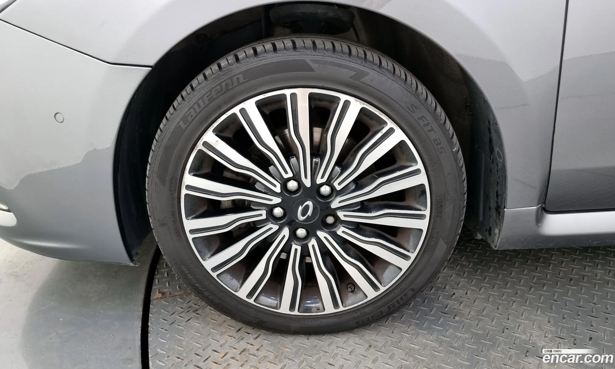 Renault Samsung Sm7 Re 2016 - фотография 1580351