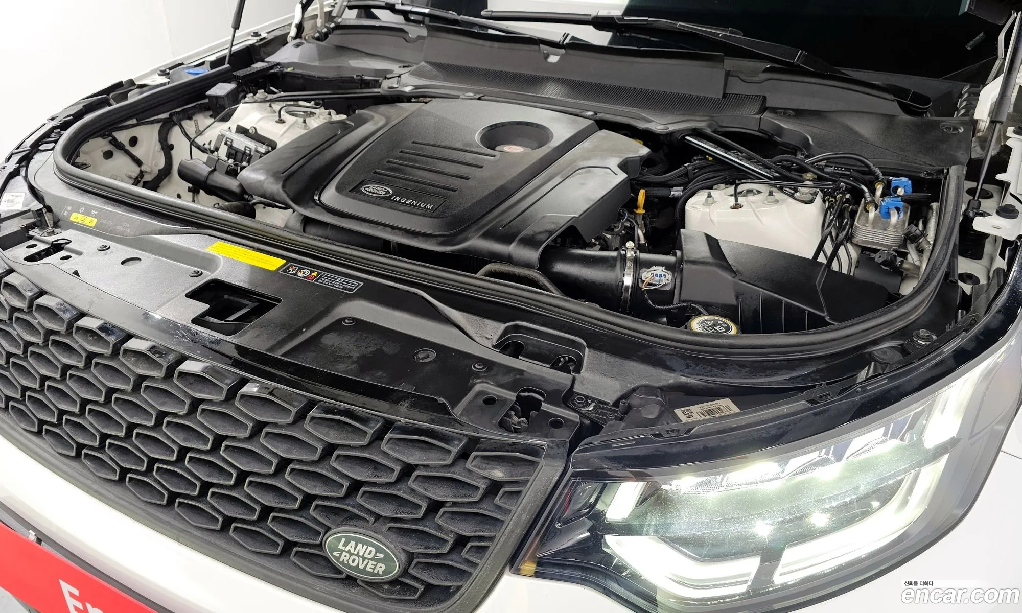 Land Rover Discovery V 20Sd4 Se 2019 - фотография 7820022