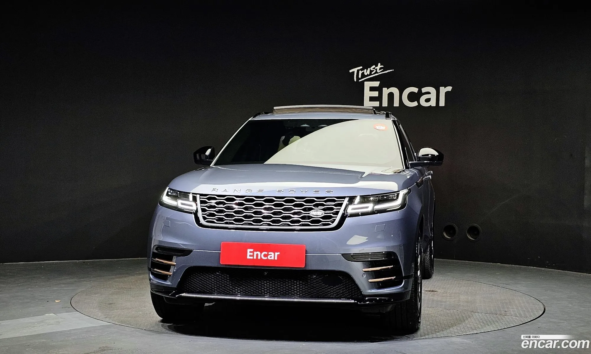 Land Rover Range Rover Velar I 20 P250 R-Dynamic Se 2021 - фотография 7820031