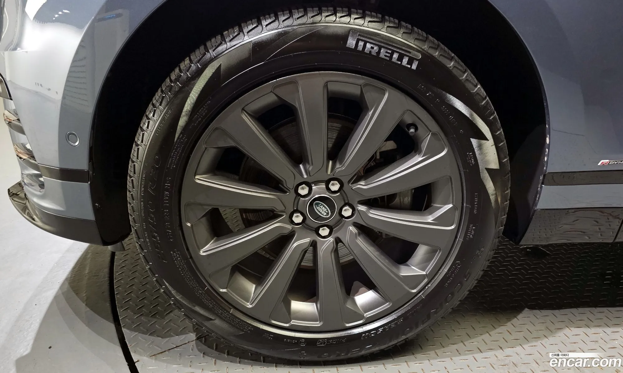 Land Rover Range Rover Velar I 20 P250 R-Dynamic Se 2021 - фотография 7820033