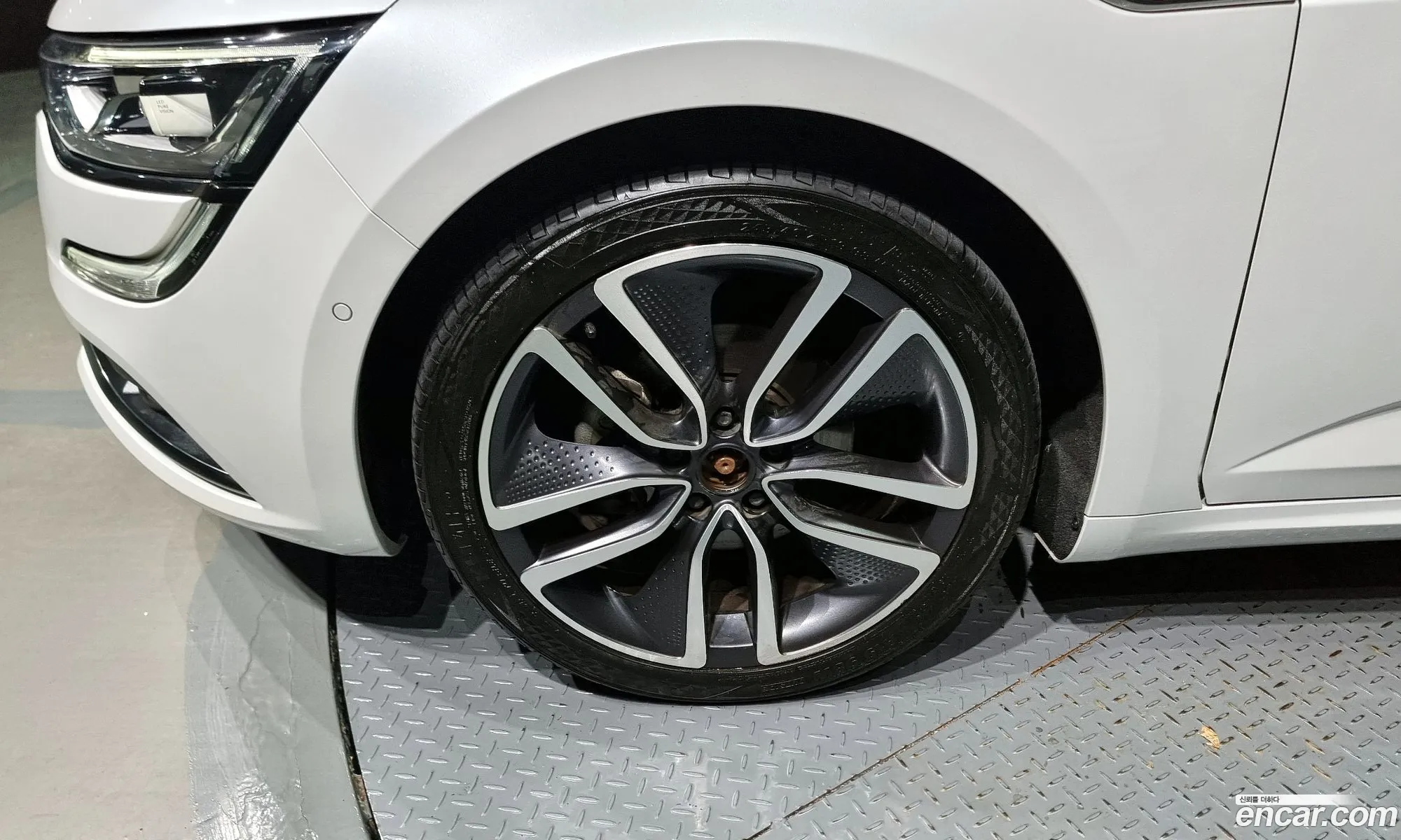 Renault Samsung Sm6 16 Tce Re 2016 - фотография 1594849