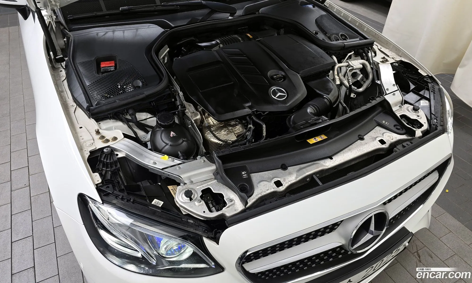 Mercedes E-Class W213 E220D Coupe - фотография 17945662