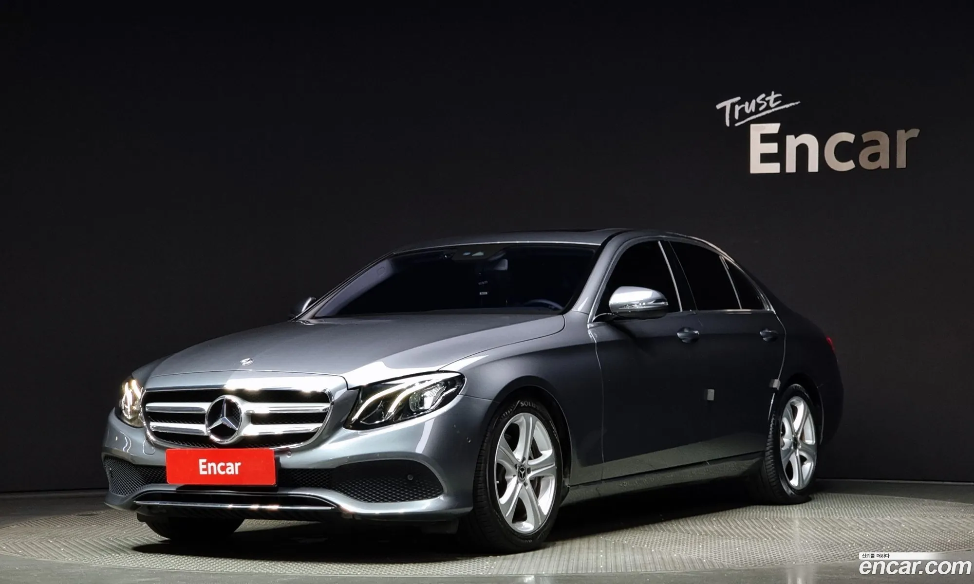 Mercedes-Benz E-Klasse V W213 S213 C238 E200 Avant Garde 2018 - фотография 17945620