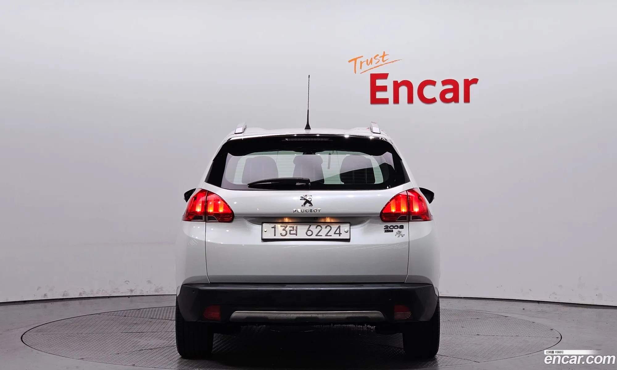 Peugeot 2008 16 E-Hdi Pelin L 2015 - фотография 4593472