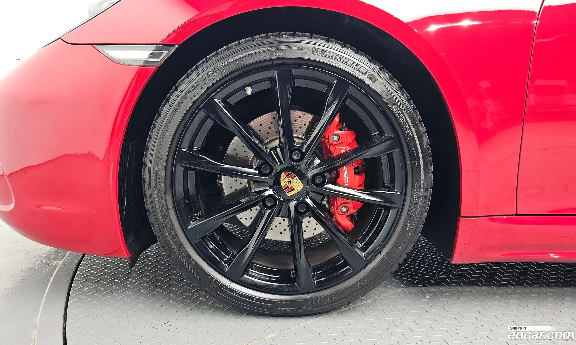 Porsche 718 Boxster S 25 - фотография 8117901