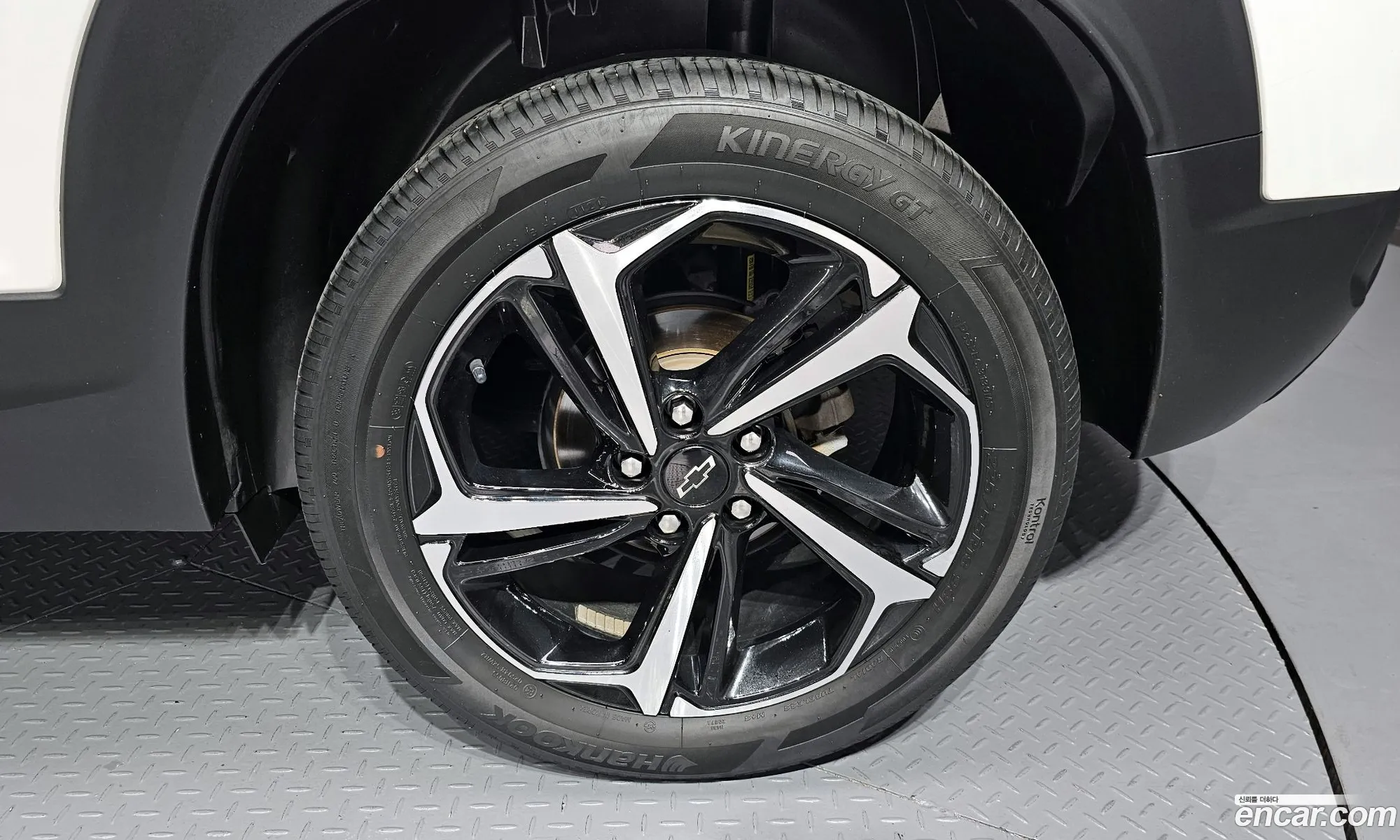 Chevrolet Trailblazer Iii 13 Turbo 4Wd 2022 - фотография 18912743