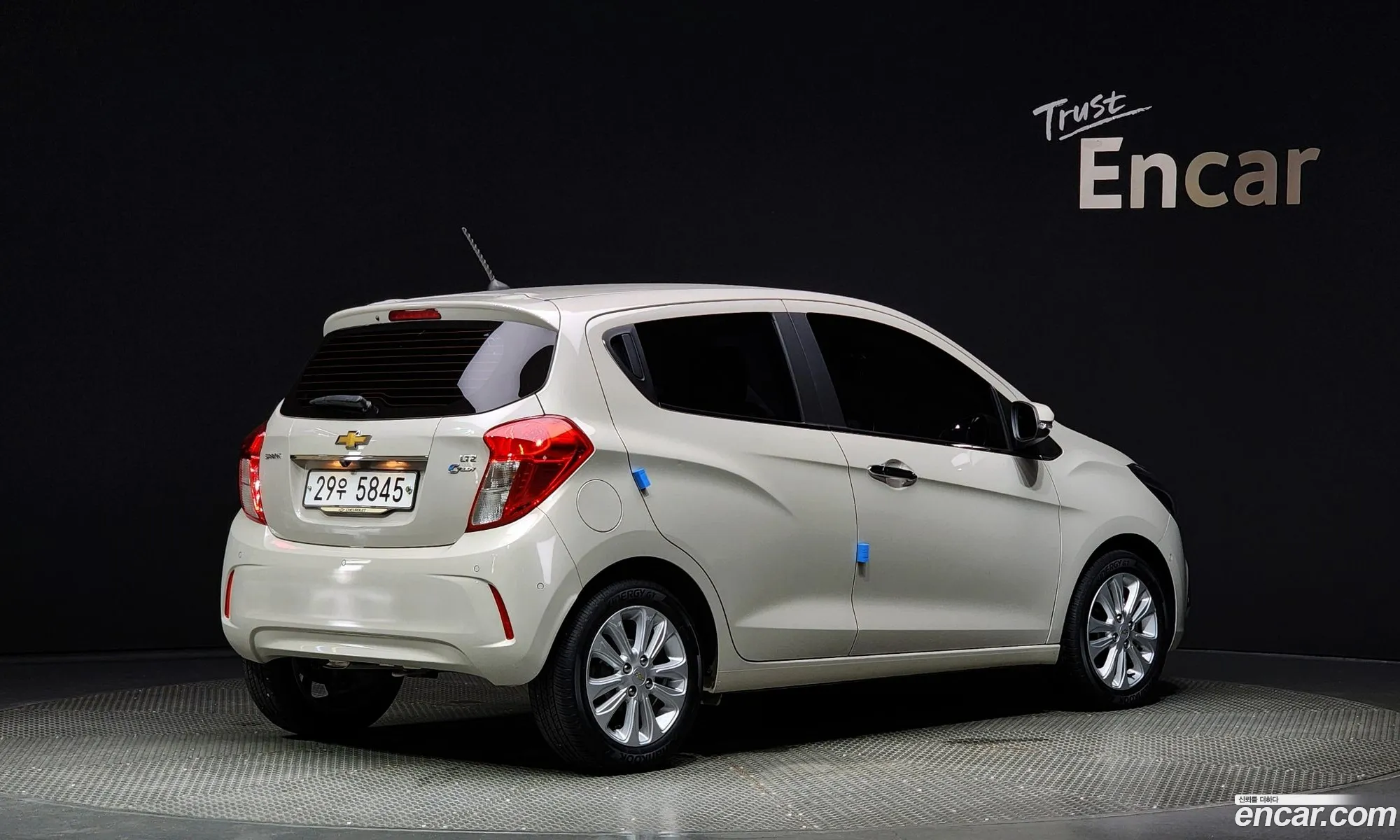 Chevrolet Spark Iv Ltz 2017 - фотография 18432137