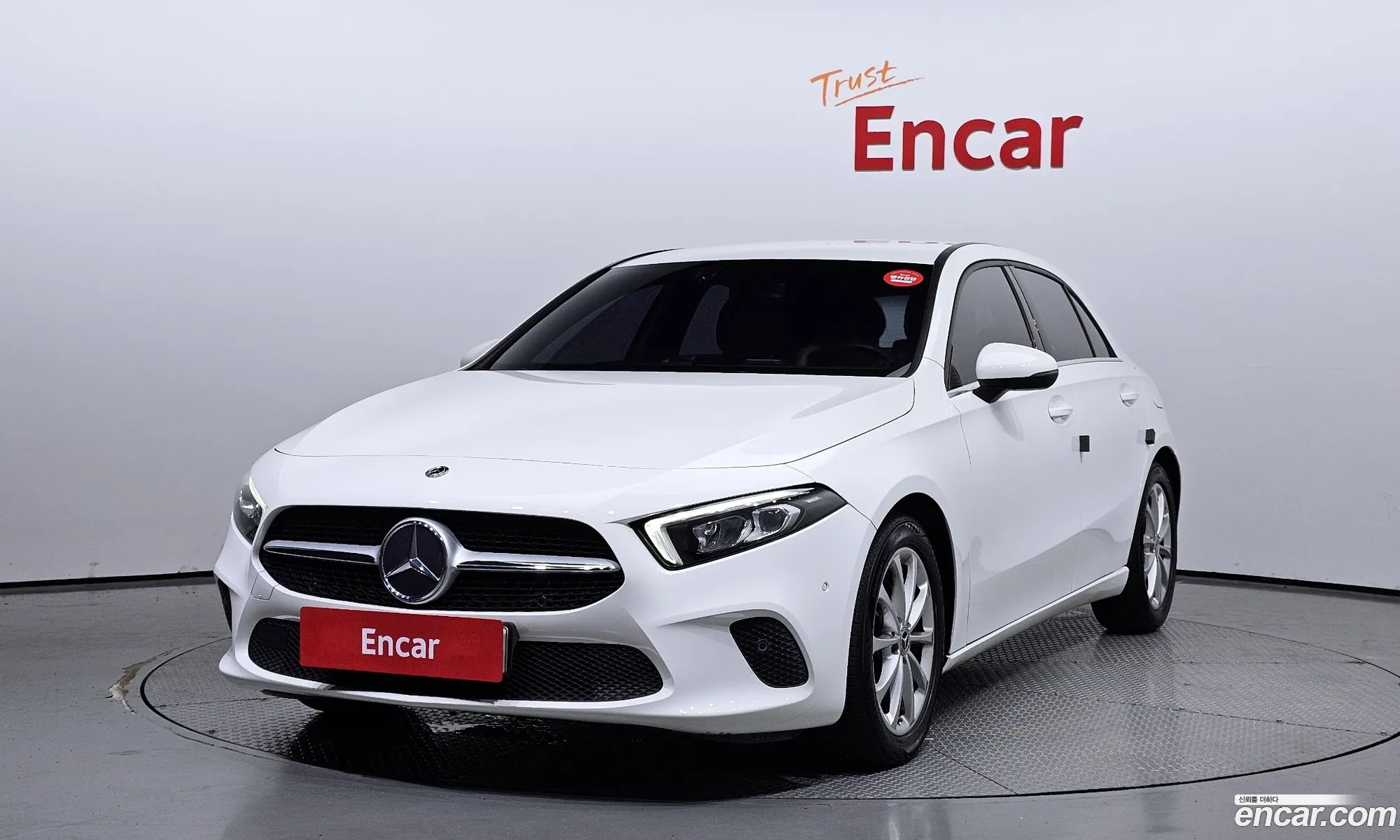 Mercedes-Benz A-Klasse Iv W177 A220 Hatchback 2019 - фотография 17434570