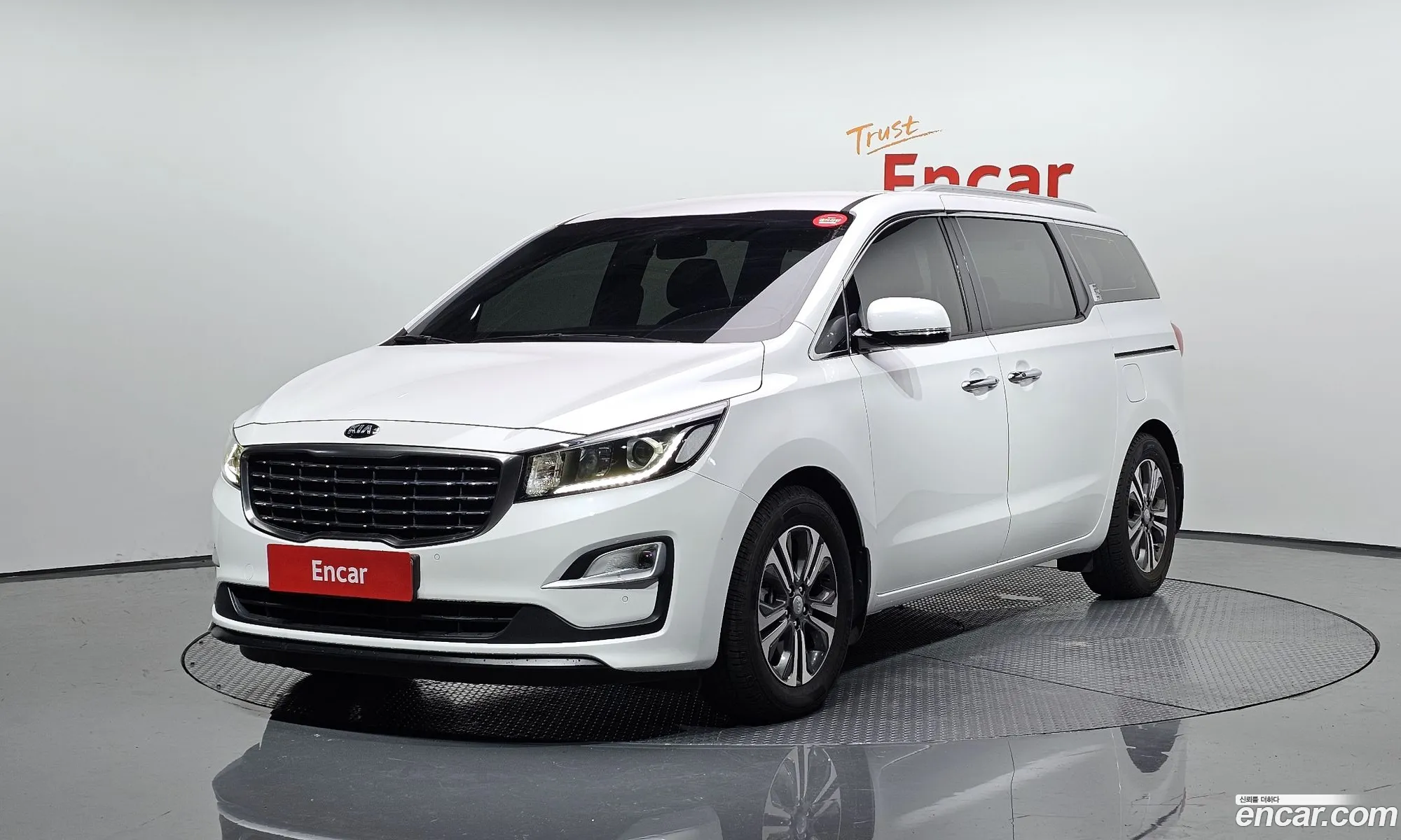 Kia Carnival Iii 11-Seater Prestige 2019 - фотография 12922626