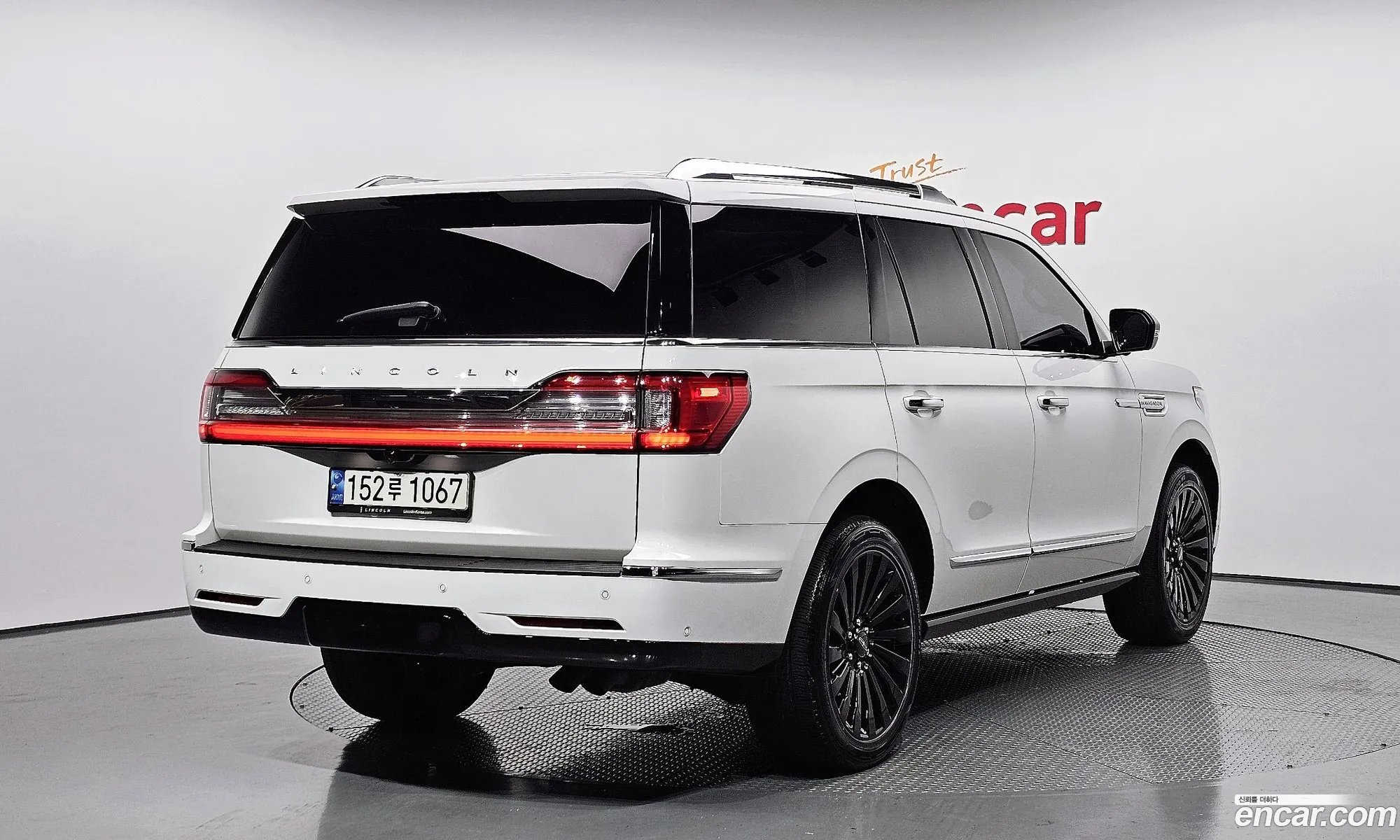 Lincoln Navigator Iv 35L 2021 - фотография 4562477