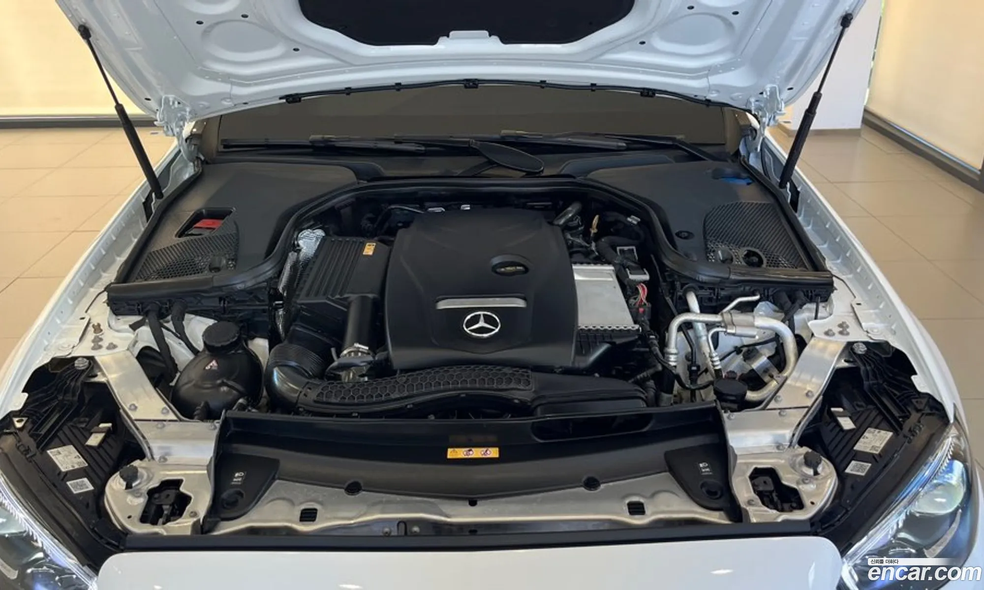 Mercedes-Benz E-Klasse V W213 S213 C238 E250 Exclusive 2022 - фотография 18037577