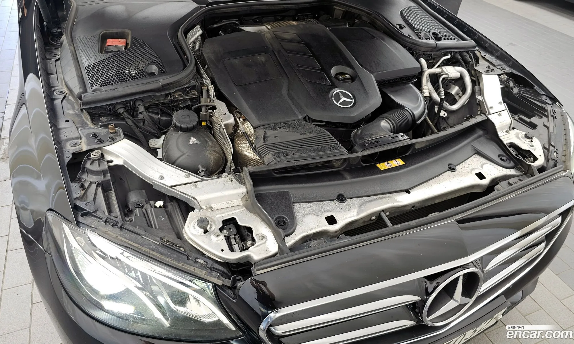 Mercedes-Benz E-Klasse E220D Avant Garde 2017 - фотография 17451823
