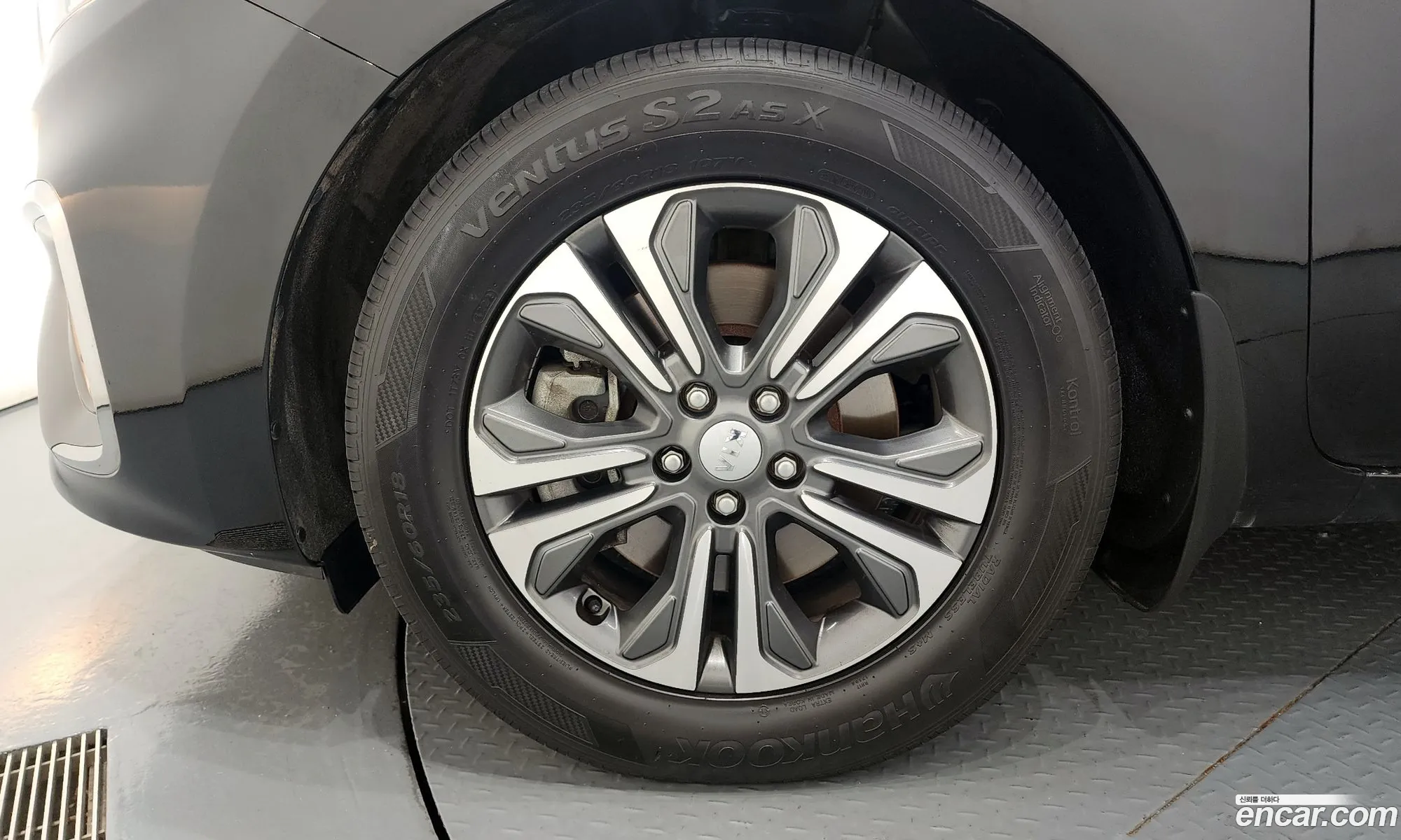 Kia Carnival 9-Seater Luxury 2020 - фотография 13488612