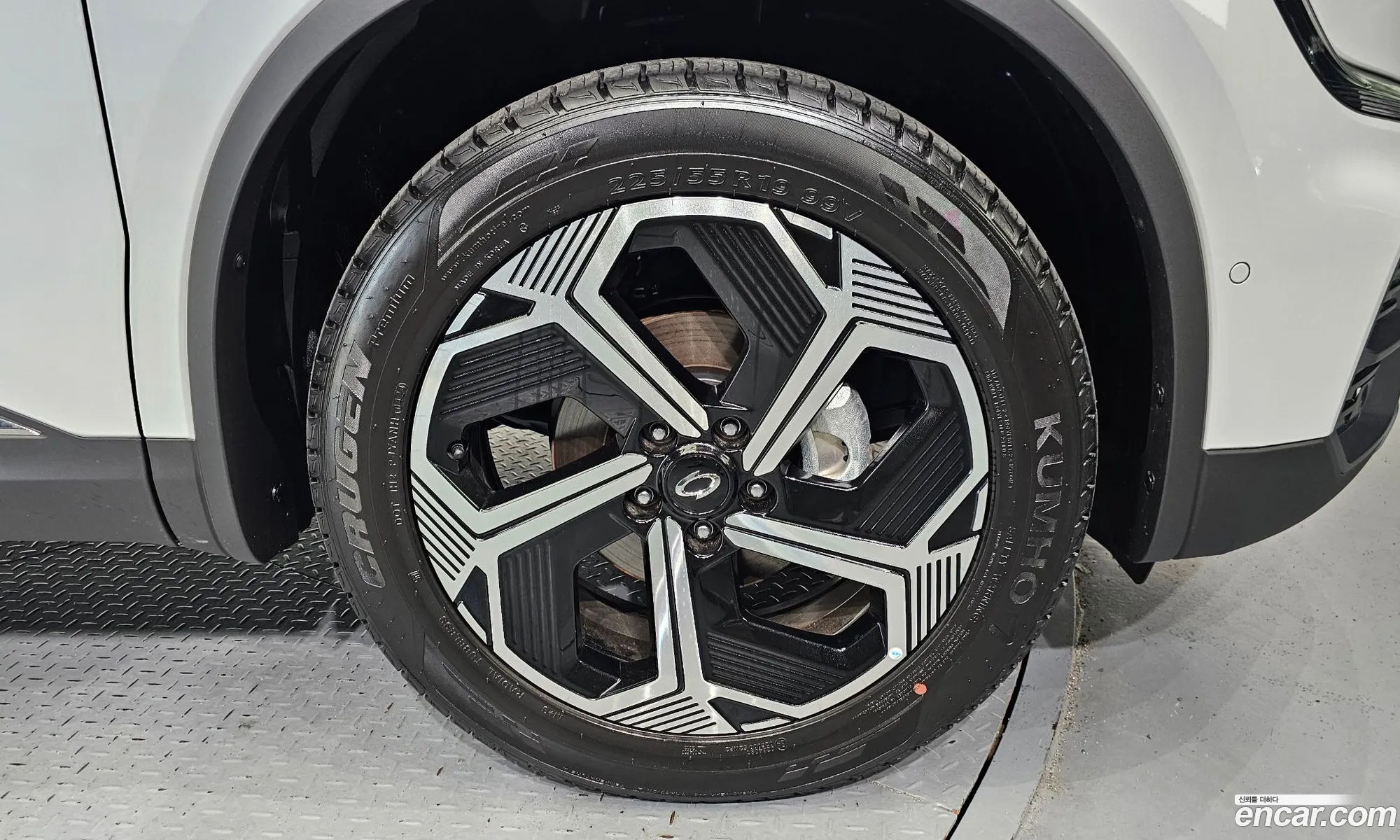 Renault Samsung Qm6 20 Lpe Re 2Wd 2024 - фотография 1475040