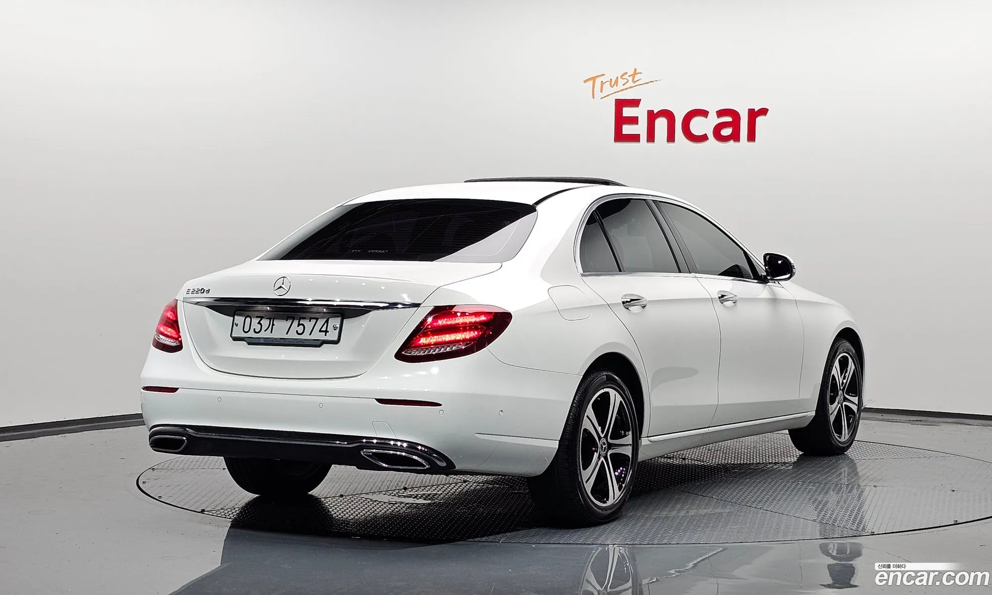 Mercedes-Benz E-Klasse V W213 S213 C238 E220D Avant Garde 2018 - фотография 18033406