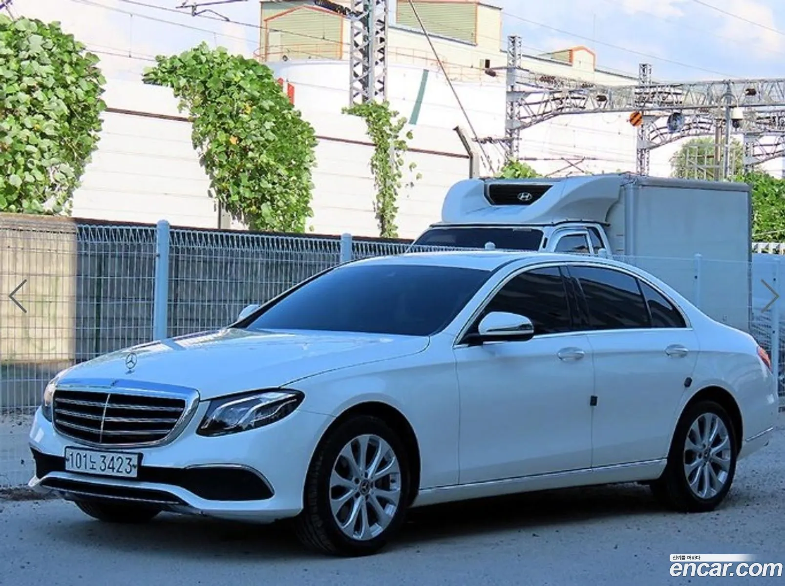 Mercedes-Benz E-Klasse V W213 S213 C238 E220D 4Matic Exclusive 2020 - фотография 18037569