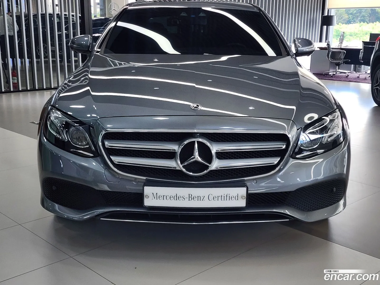 Mercedes-Benz E-Klasse V W213 S213 C238 E300 4Matic Avant Garde 2019 - фотография 18037521