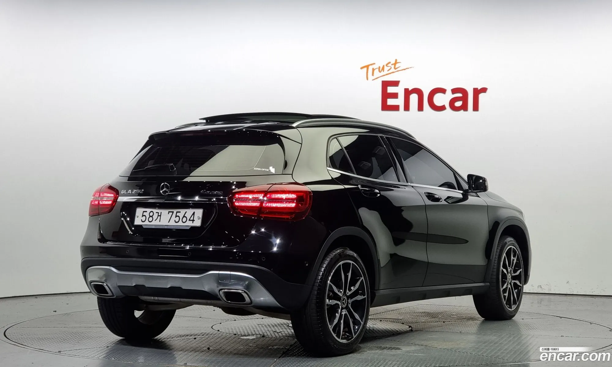Mercedes Gla-Class X156 Gla250 4Matic - фотография 18033654