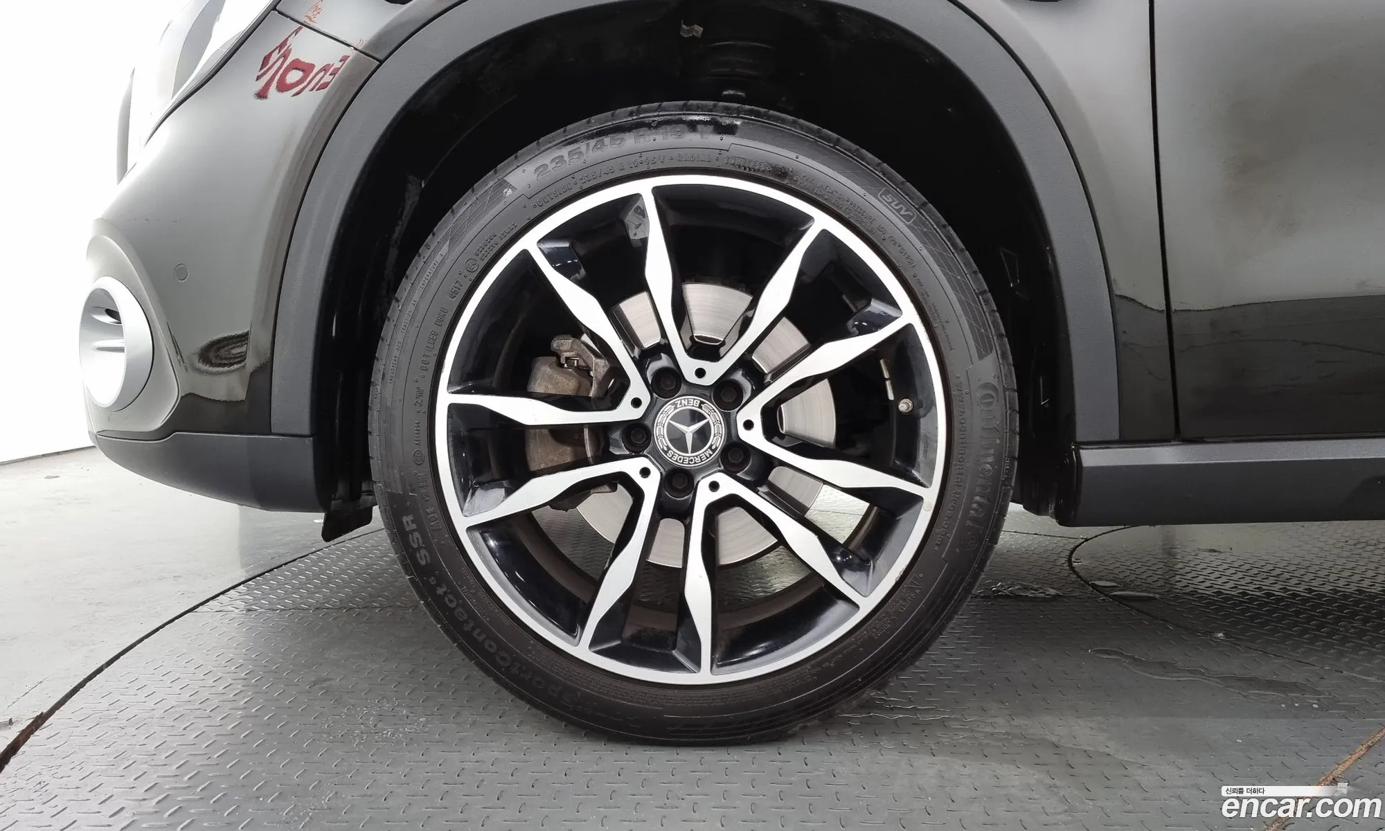 Mercedes Gla-Class X156 Gla250 4Matic - фотография 18033657