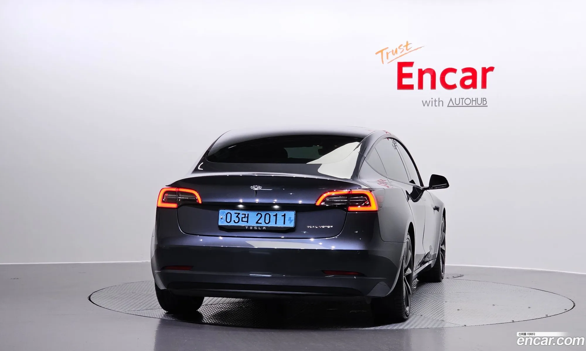 Tesla Model 3 I Long Range 2021 - фотография 15678357