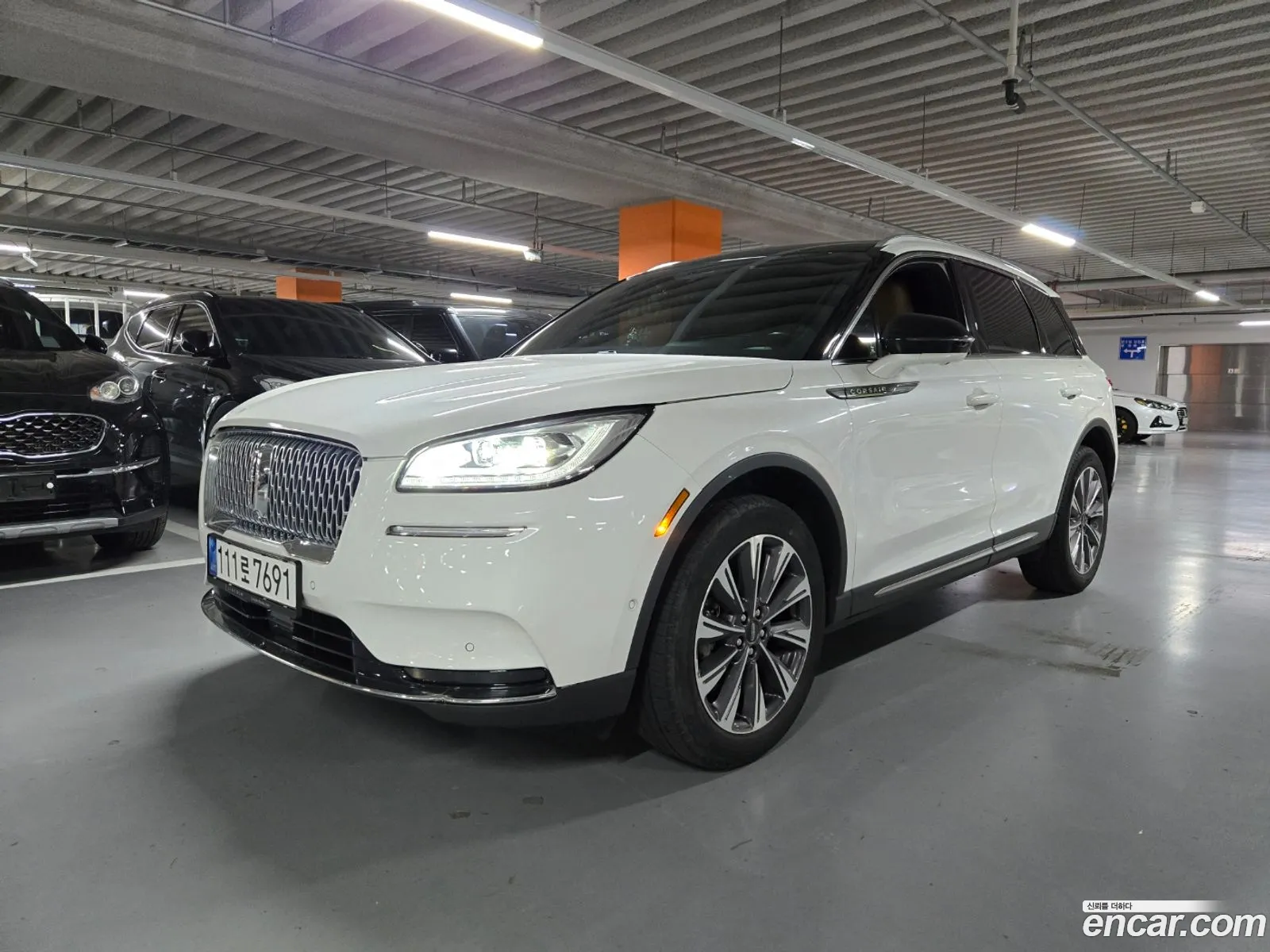 Lincoln Corsair I 20 Reserve Awd 2021 - фотография 4562489
